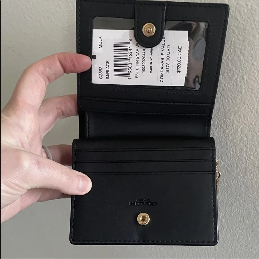 Coach Small Wallet - Picture 3 of 5